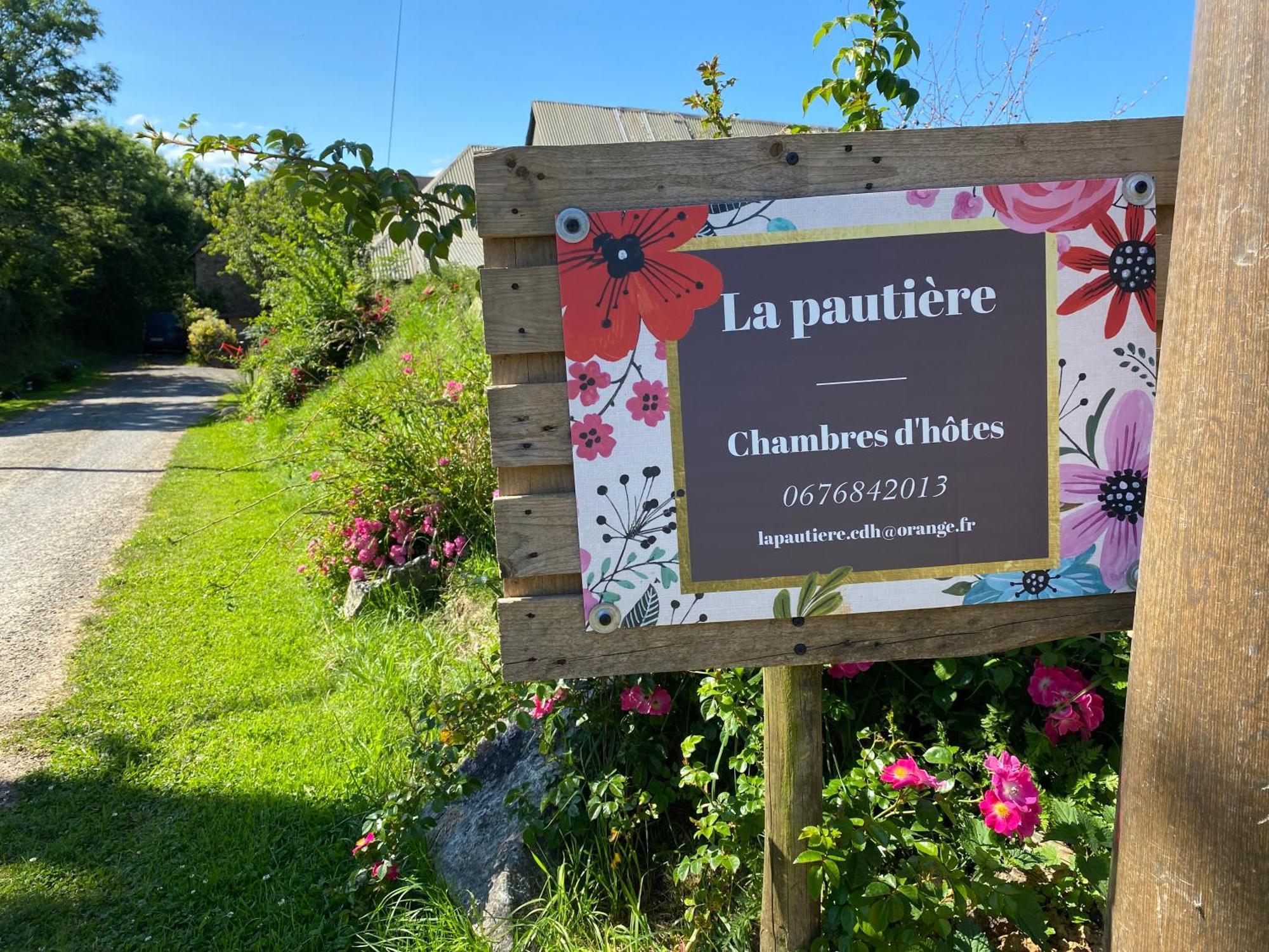 Bed and Breakfast La Pautiere Saint-Sauveur-Lendelin Exterior foto